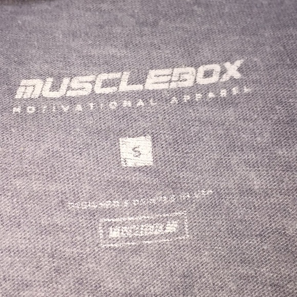 MuscleBox Razor Back Athletic Tee Gray - Picture 8 of 8